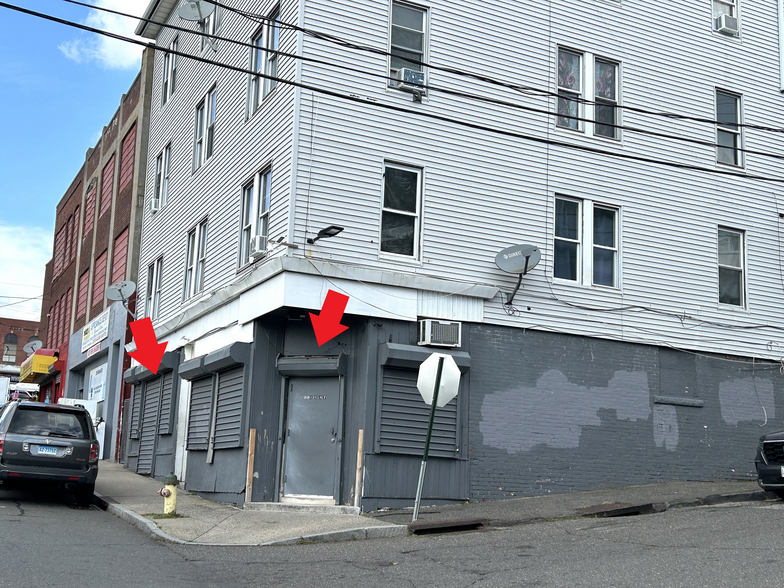 138 Cherry St, Waterbury, CT for lease - Building Photo - Image 1 of 1