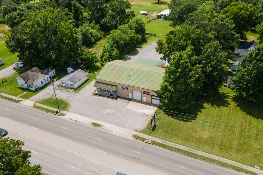 405 S Pershing St, Energy, IL for sale - Building Photo - Image 2 of 28