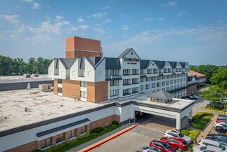 Plus de détails pour 1726 Reisterstown Rd, Pikesville, MD - Commerce de détail à louer