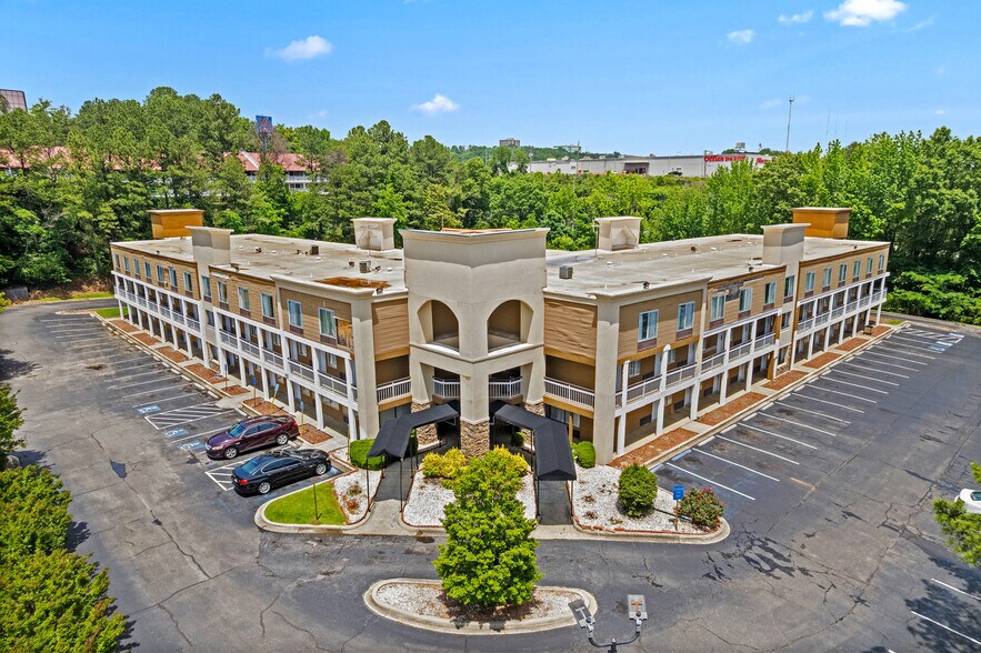 155 Vulcan Rd, Birmingham, AL à vendre - Photo du bâtiment - Image 3 de 57