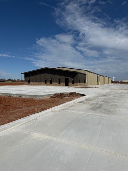 NW 150th St & N Lincoln Blvd, Oklahoma City, OK for sale - Building Photo - Image 3 of 12