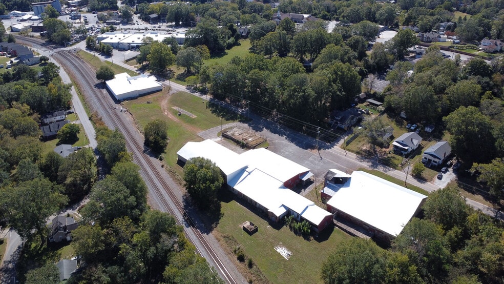 Old Easley Mill - Cumberland Ave portfolio of 8 properties for sale on LoopNet.ca - Building Photo - Image 2 of 6