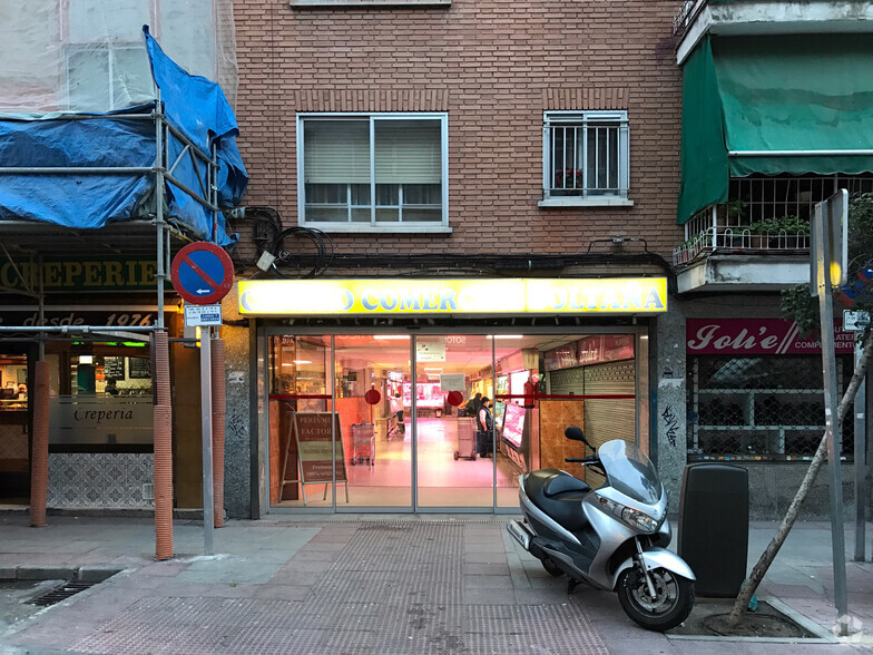 Calle De Boltaña, 19, Madrid, Madrid for sale - Building Photo - Image 2 of 2