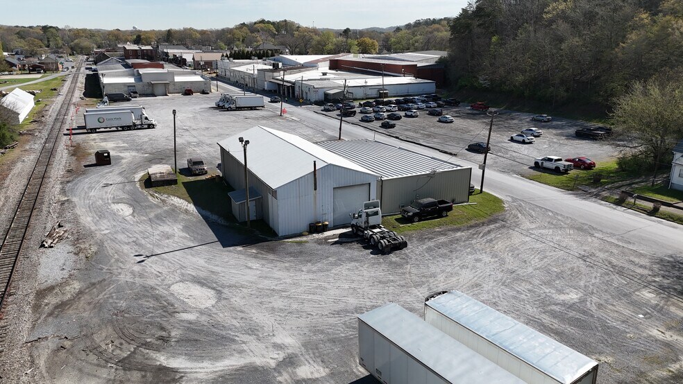 303 S Marble St, Rockmart, GA à louer - Photo du bâtiment - Image 3 de 10