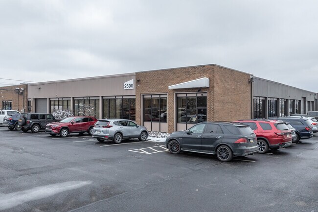 Plus de détails pour 2500 Eldo Rd, Monroeville, PA - Local d'activités à louer