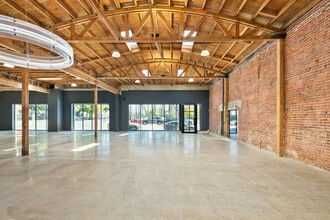 601 S Fairfax Ave, Los Angeles, CA for lease Interior Photo- Image 1 of 3