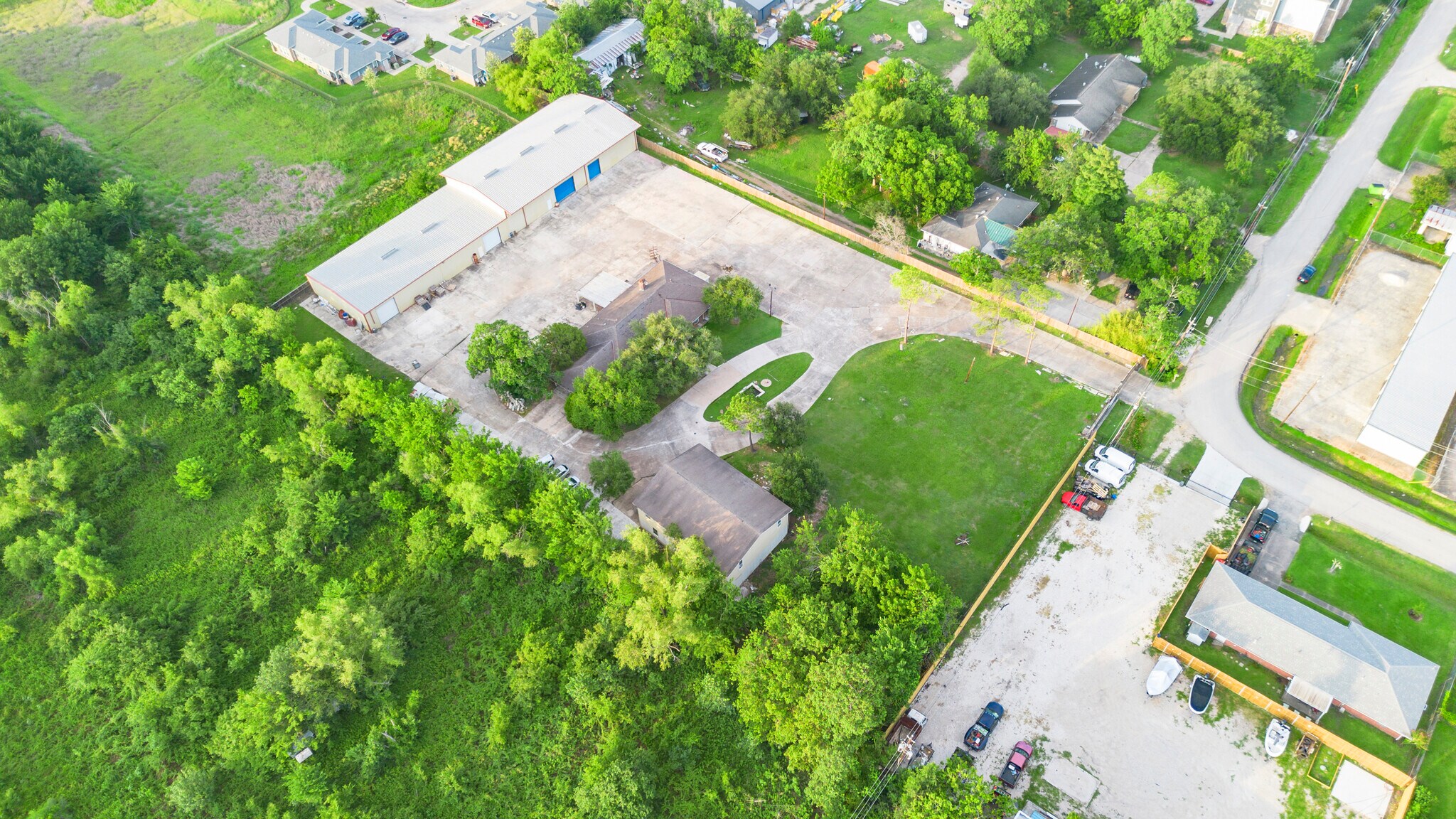 2701 Charles Ln, Sugar Land, TX à vendre Photo du bâtiment- Image 1 de 9