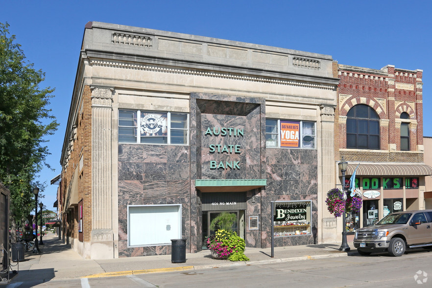 401 N Main St, Austin, MN à vendre - Photo principale - Image 1 de 1