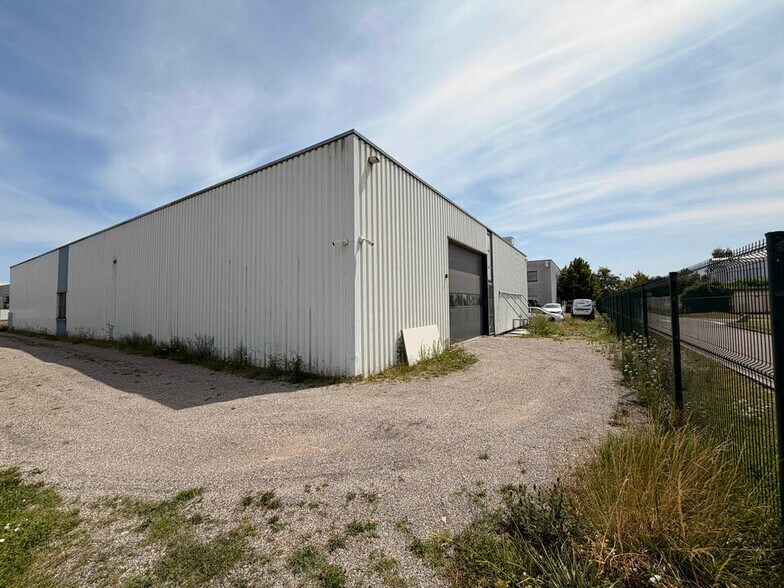 18 Rue Des Tuileries, Souffelweyersheim for lease - Building Photo - Image 2 of 12