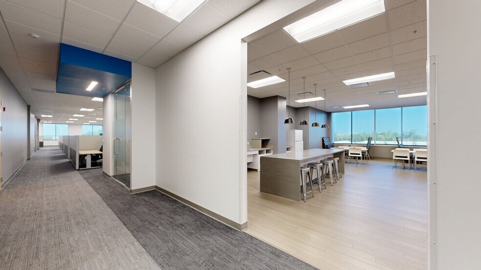 600 Airborne Pky, Cheektowaga, NY à louer - Numérisation 3D de Matterport - Image 2 de 31