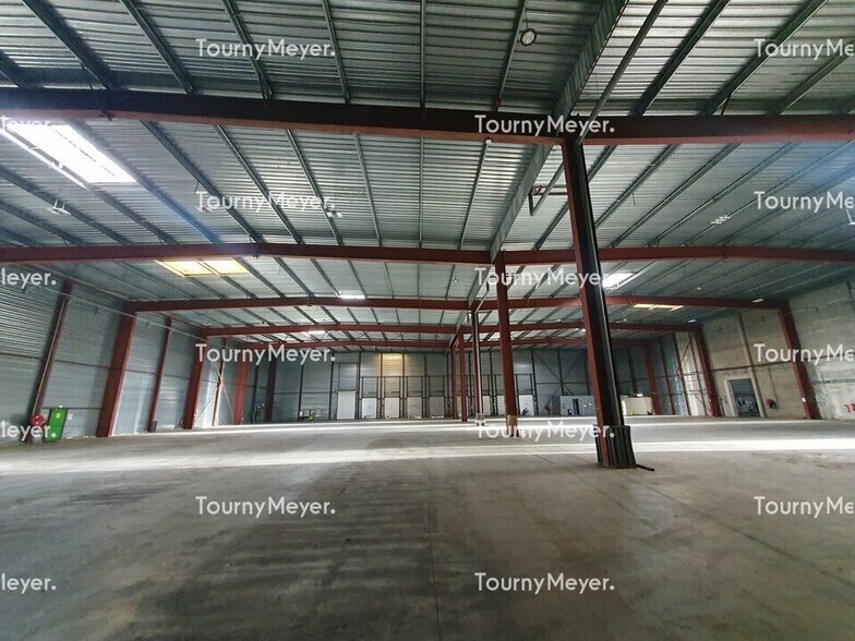 Office in Ambarès-et-Lagrave for lease - Building Photo - Image 3 of 7