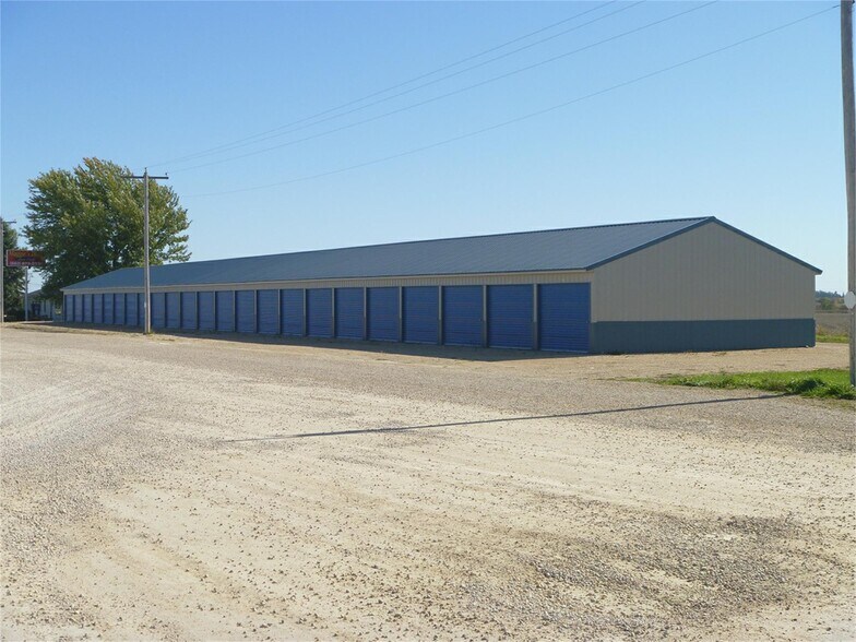 28534 U.S. 18, Mc Gregor, IA à vendre - Photo du bâtiment - Image 3 de 40