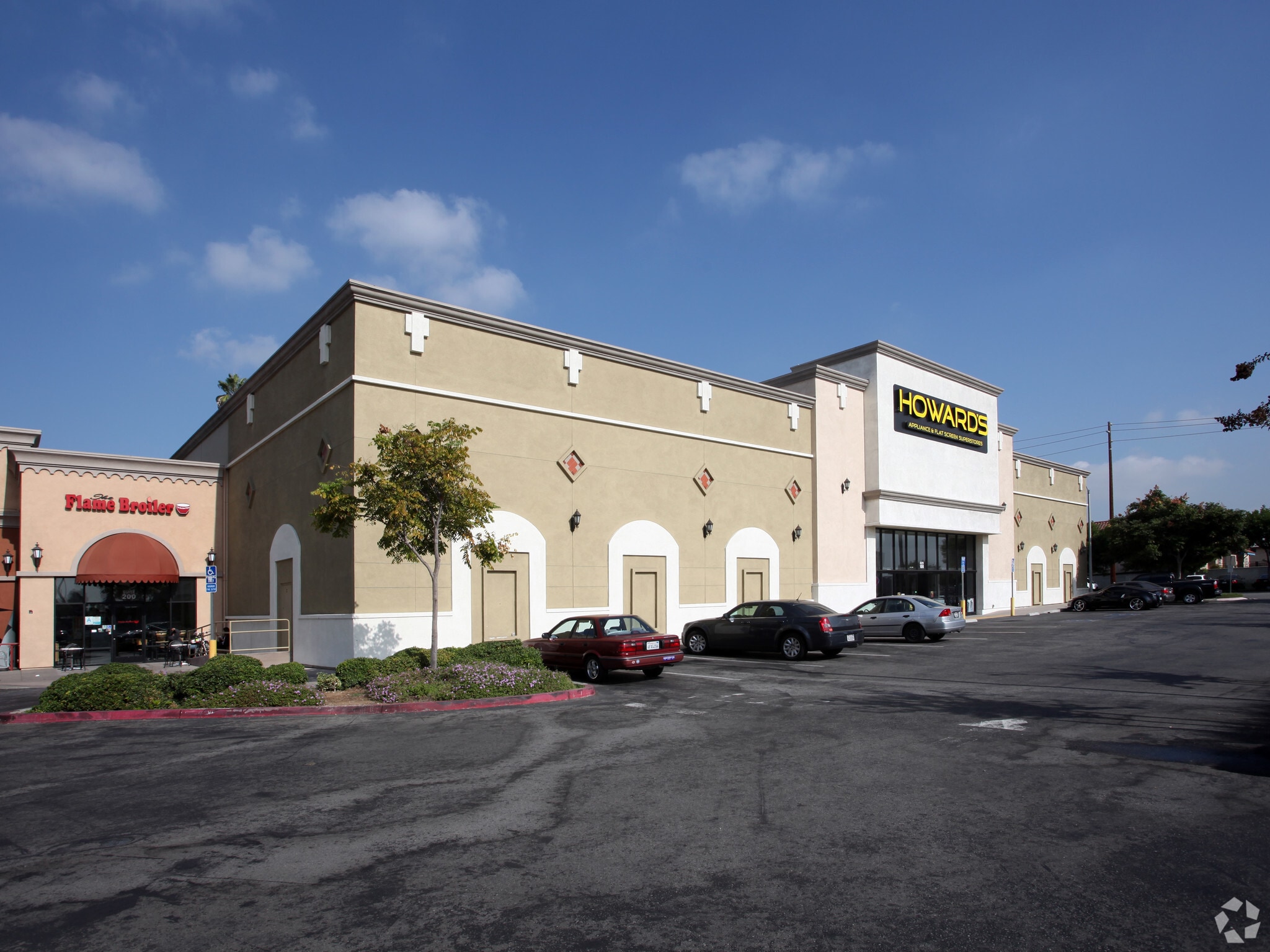 2121 W Main St, Alhambra, CA for lease Primary Photo- Image 1 of 5