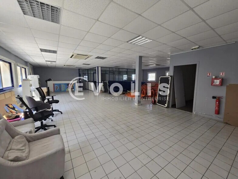 Office in Morangis for sale - Interior Photo - Image 2 of 9