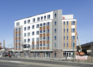 Plus de détails pour 2220 E Lake St, Minneapolis, MN - Commerce de détail à louer