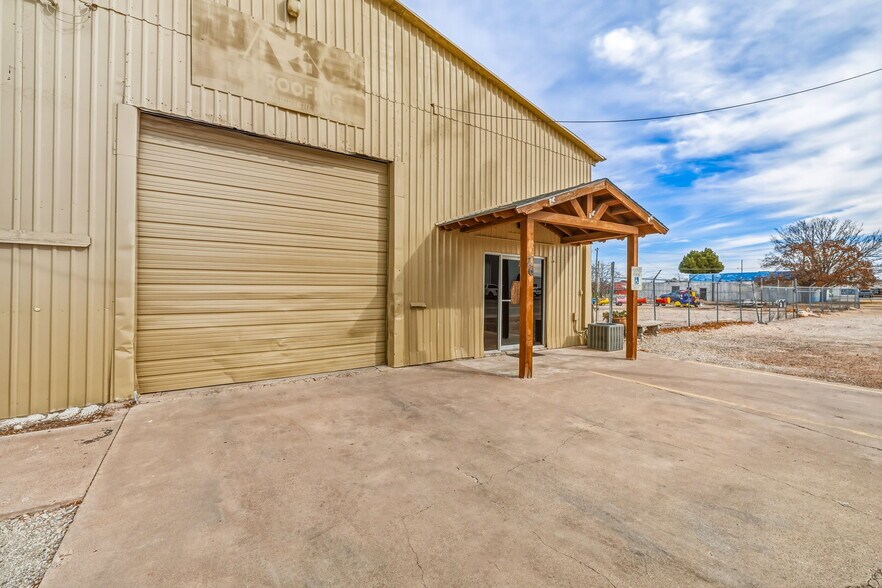 26 W Washington Dr, San Angelo, TX à vendre - Photo du bâtiment - Image 3 de 30