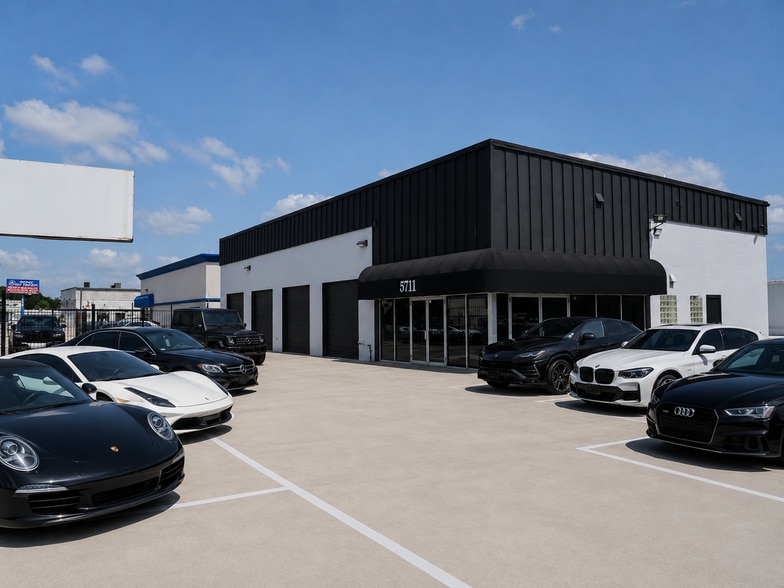 5711 Star Ln, Houston, TX for lease - Building Photo - Image 2 of 76