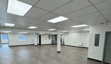 14444-14456 118 Ave NW, Edmonton, AB for lease Interior Photo- Image 2 of 6