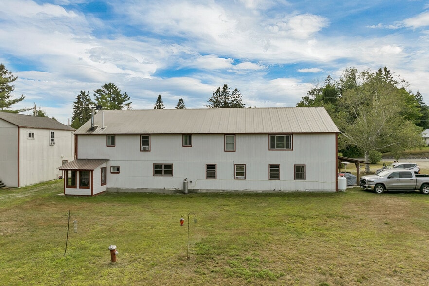 820 Colebrook Rd, Errol, NH for sale - Building Photo - Image 3 of 50