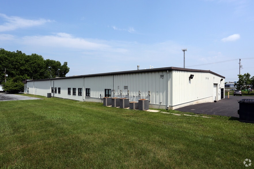 2820-2830 Mitchell Ave, Allentown, PA for lease - Building Photo - Image 3 of 6