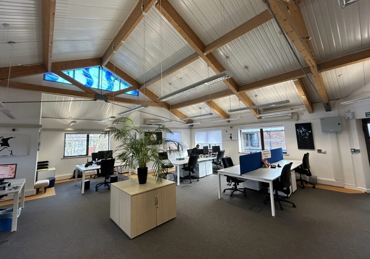 62 Macrae Rd, Bristol, BST BS20 0DD - Unit 2 - - Interior Photo - Image 2 of 4