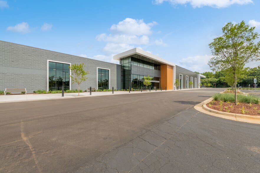 4300 Fayetteville Rd, Raleigh, NC à vendre - Photo du bâtiment - Image 3 de 6
