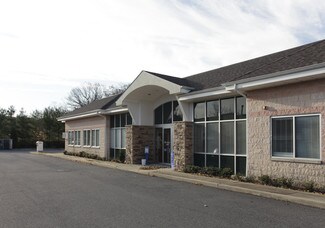 Plus de détails pour 1772 E Jericho Tpke, Huntington, NY - Bureau à louer