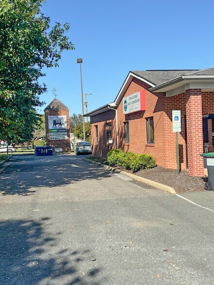 8097 Kings Hwy, King George, VA à vendre - Photo du bâtiment - Image 3 de 9