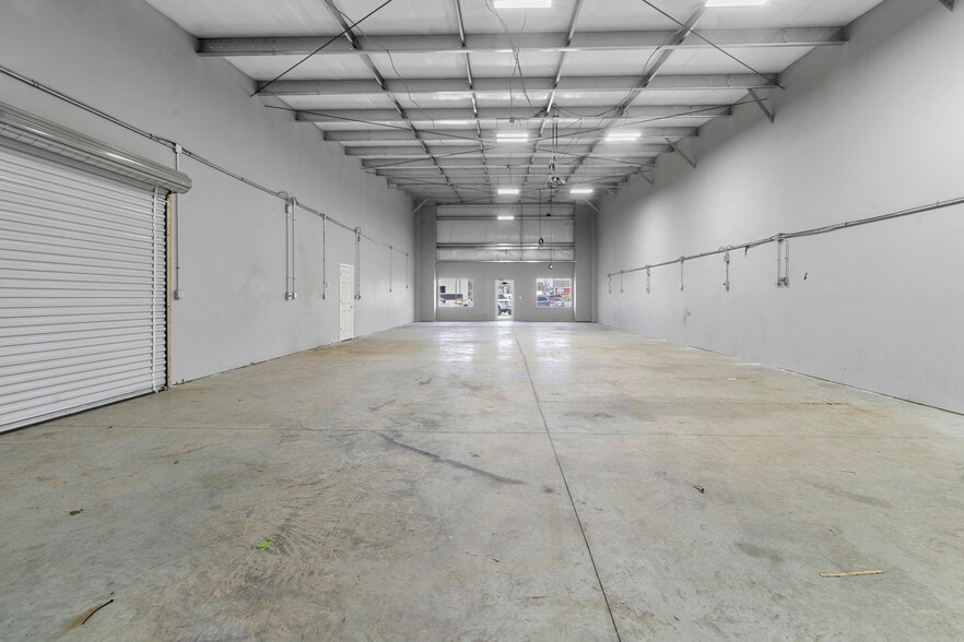 1551 Amy Ln, Franklin, IN for lease - Building Photo - Image 3 of 33
