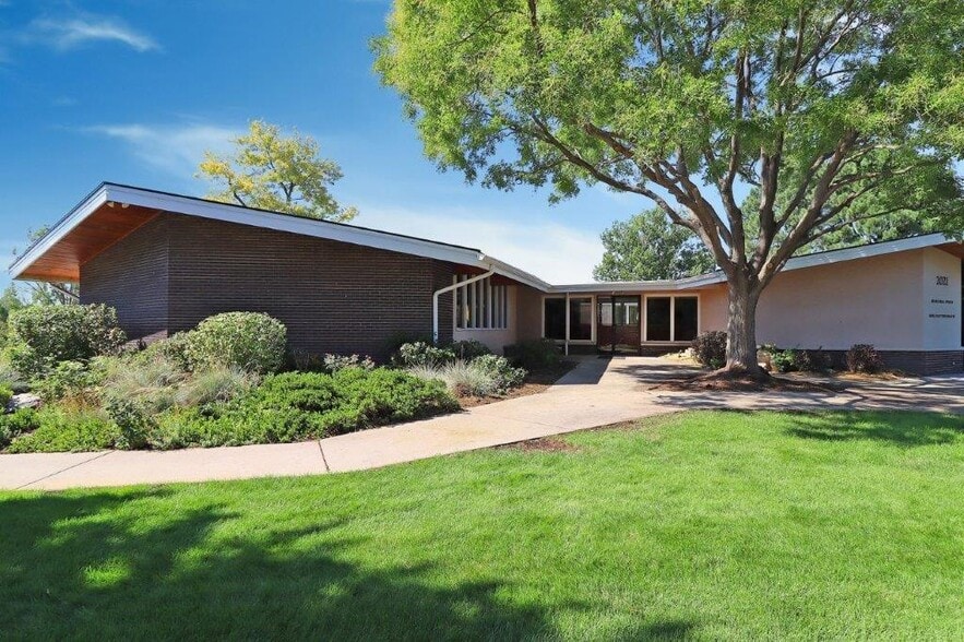 2021 Clubhouse Dr, Greeley, CO for sale - Building Photo - Image 3 of 19