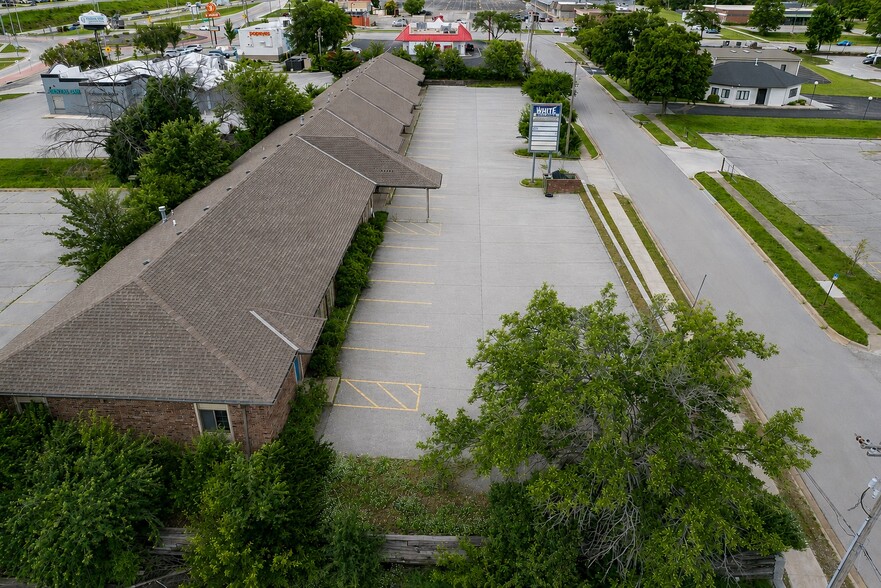 13010 White Ave, Grandview, MO for sale - Building Photo - Image 3 of 14