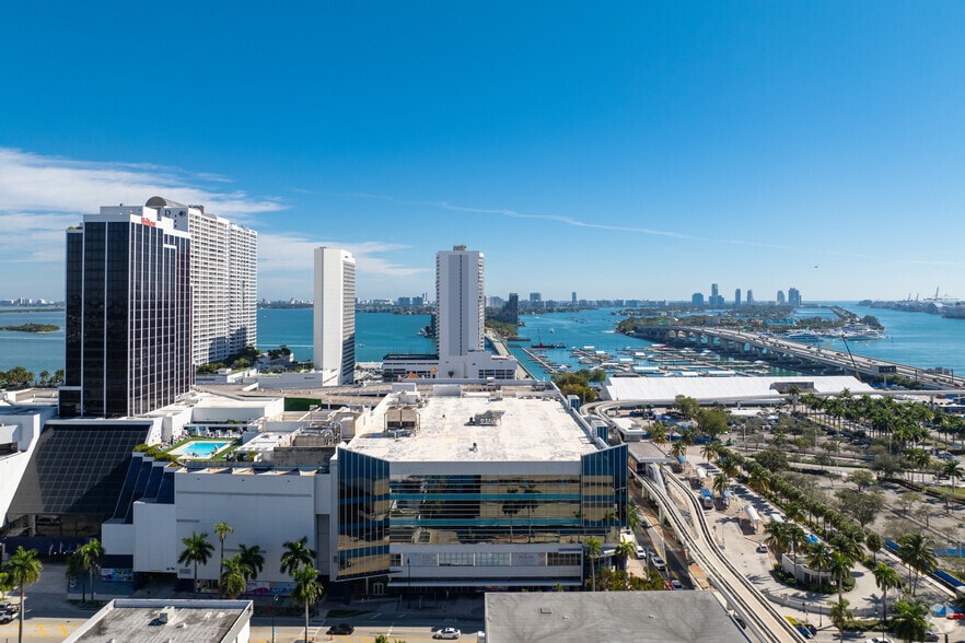 1501 Biscayne Blvd, Miami, FL for lease - Aerial - Image 3 of 21