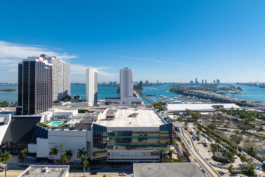 1501 Biscayne Blvd, Miami, FL à louer - Aérien - Image 3 de 21