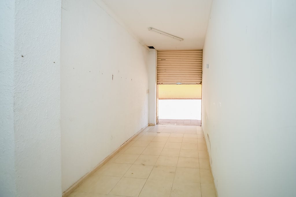 Reus, TAR 43202 - Unit 01 - - Interior Photo - Image 2 of 12