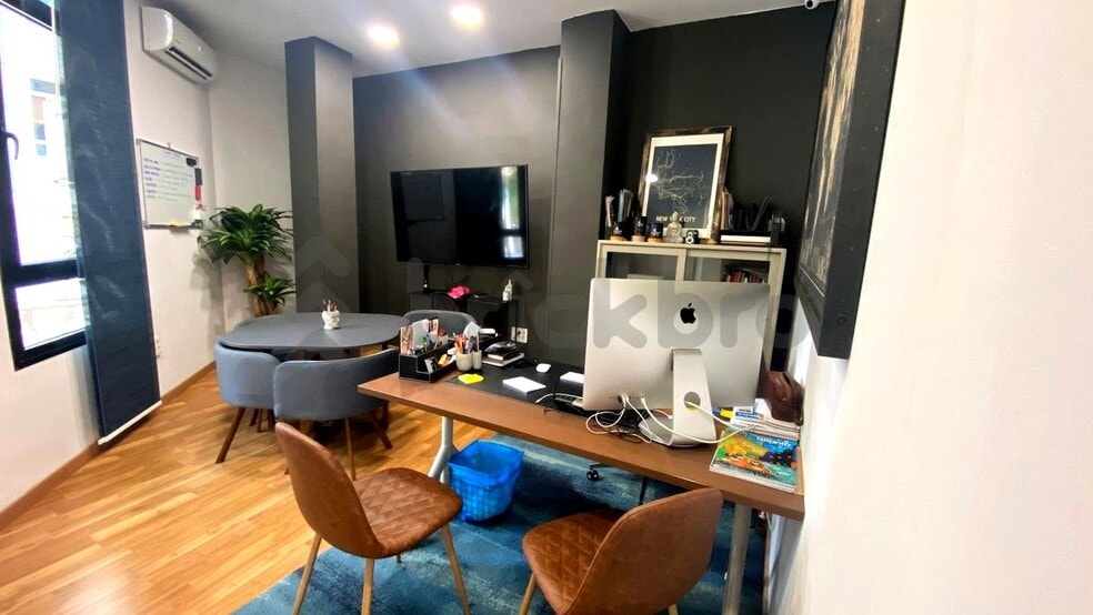 Office in Málaga, Málaga for sale - Interior Photo - Image 3 of 3