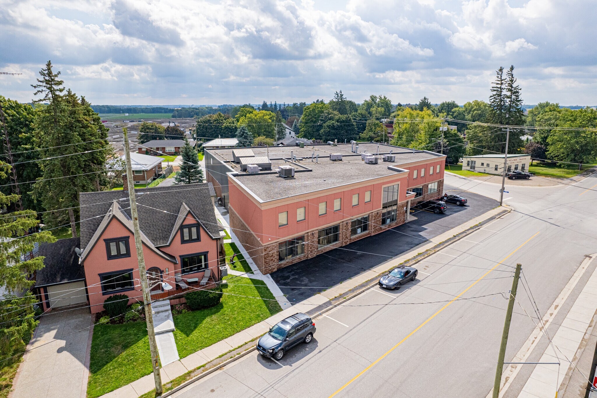 101 Woodstock St S, East Zorra-Tavistock, ON à vendre Photo du bâtiment- Image 1 de 1