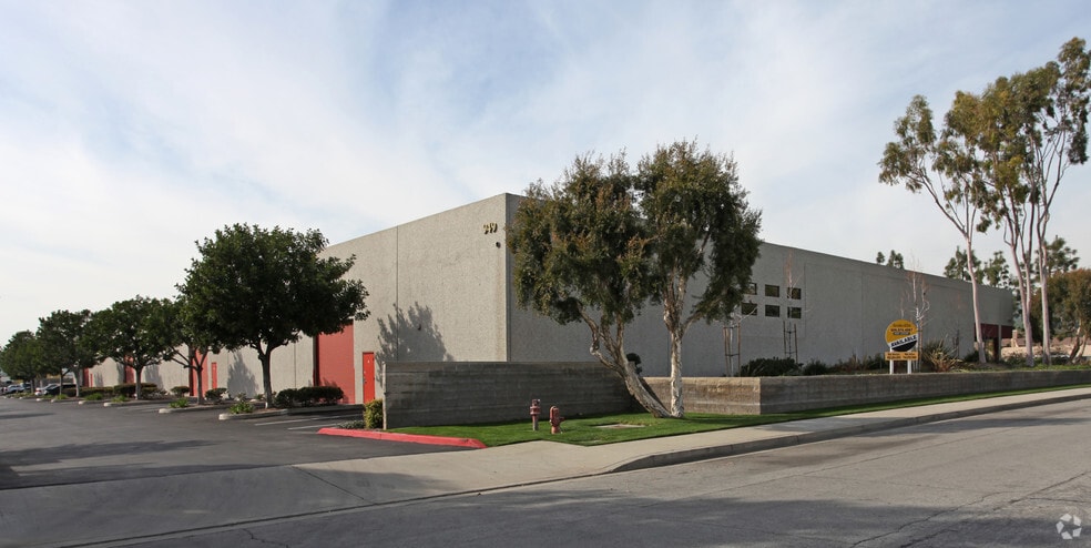949 N Cataract Ave, San Dimas, CA for lease - Building Photo - Image 2 of 3