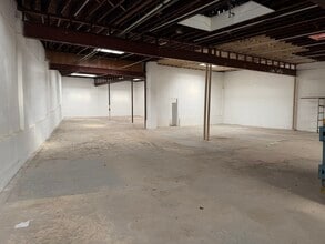 81-83 Prospect St, Staten Island, NY for lease Interior Photo- Image 2 of 4