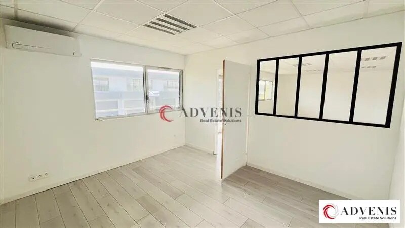 Bureau dans Canéjan à louer - Photo intérieure - Image 2 de 7