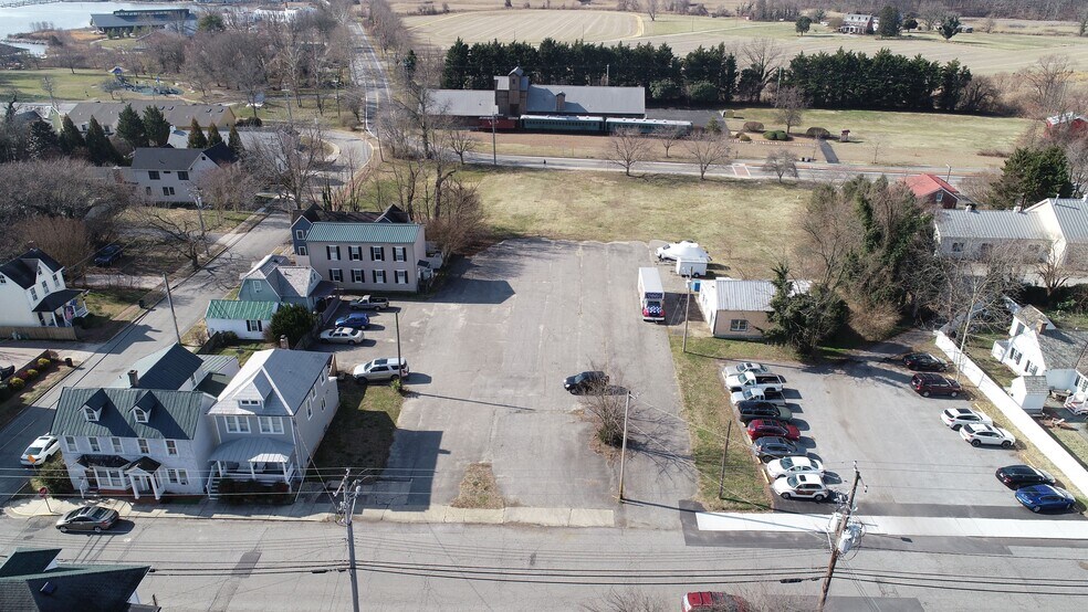 206 S Cannon St, Chestertown, MD à vendre - Photo du bâtiment - Image 2 de 9