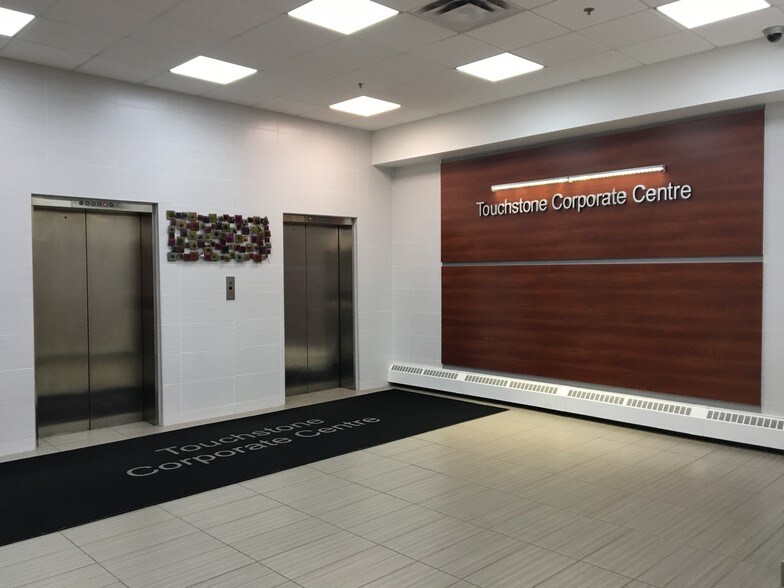 222 58th Ave SW, Calgary, AB for sale - Building Photo - Image 1 of 1