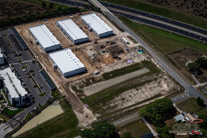 1233 S Binion Rd, Apopka, FL à louer - Photo du bâtiment - Image 3 de 9