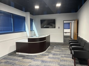 2700 W Dr Martin Luther King Jr Blvd, Tampa, FL à louer Photo intérieure- Image 1 de 3