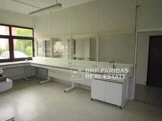 More details for 30 Avenue Robert Surcouf, Voisins-le-Bretonneux - Office for Lease