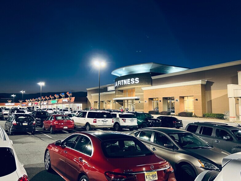 997-999 Paoli Pike, West Chester, PA for lease - Building Photo - Image 3 of 7