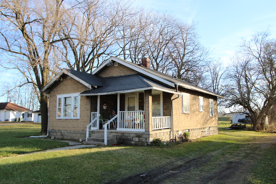 1608 N Elm St, Muncie, IN à vendre - Photo du b timent - Image 2 de 2