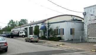 Plus de détails pour 125 Front St, Bridgeport, CT - Industriel à vendre
