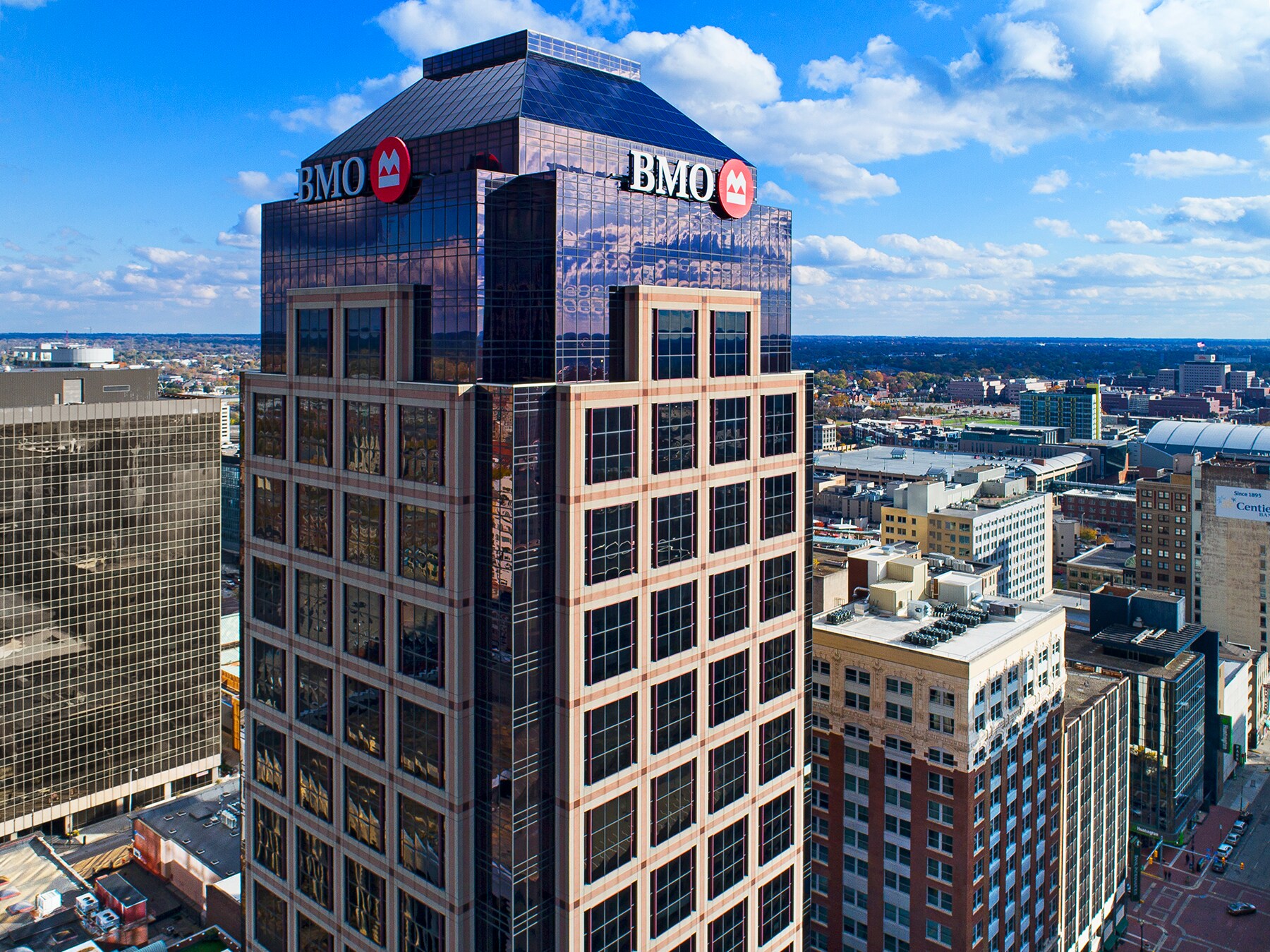 135 N Pennsylvania St, Indianapolis, IN for lease Building Photo- Image 1 of 20