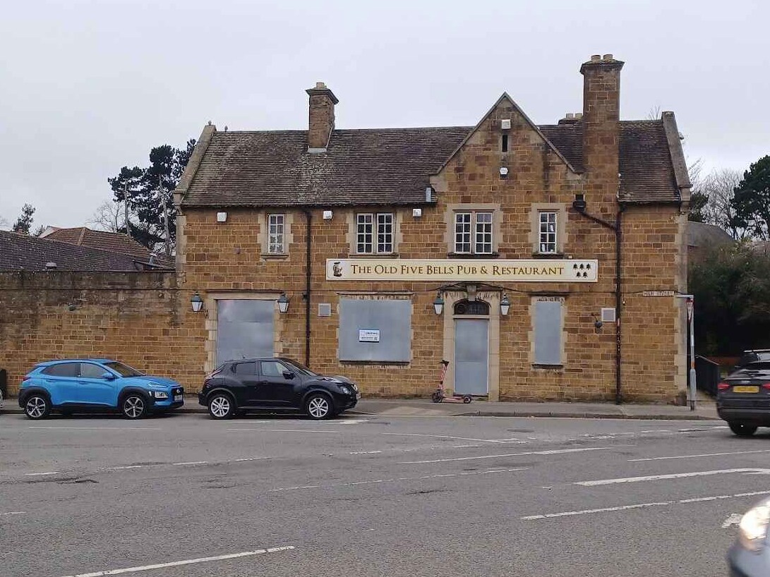Harborough Rd, Northampton à louer Photo du bâtiment- Image 1 de 4