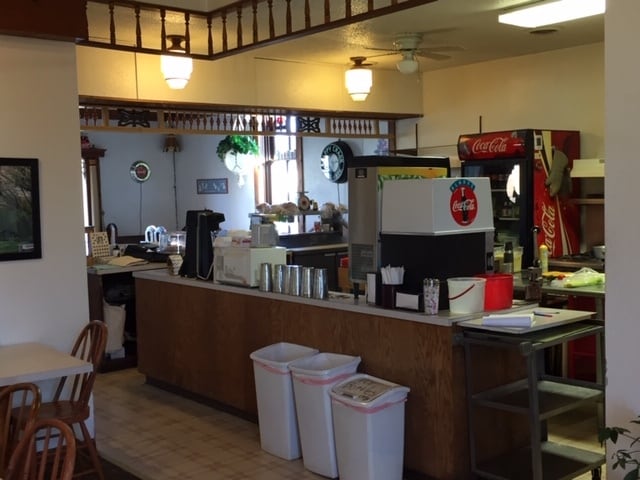 401 E 5th St, Canton, SD for sale - Interior Photo - Image 2 of 42